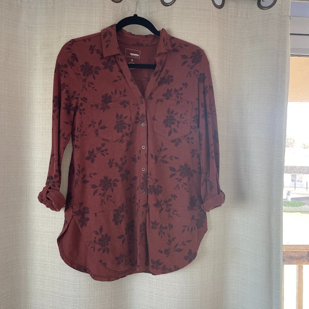 Classic Button Down Leave Motif w/Rollup Sleeves NWOT
